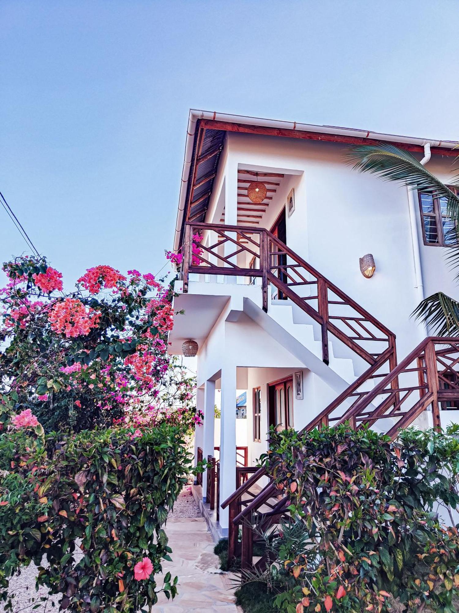 Tofauti Inn Makunduchi Exterior foto